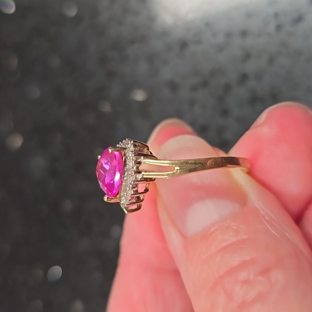 5X HOST PICK. Very Vtg. Pink Sapphire & Diamond Heart 10k Gold Ring Size 7 - Picture 5 of 5